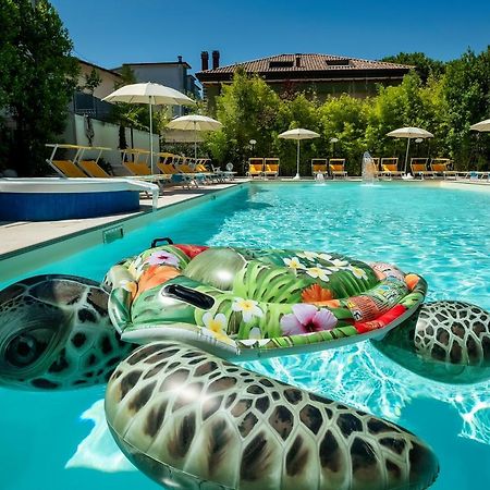 Hotel Tre Rose Riccione Eksteriør bilde