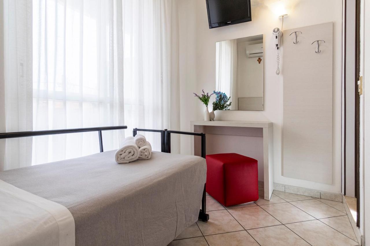 Hotel Tre Rose Riccione Eksteriør bilde