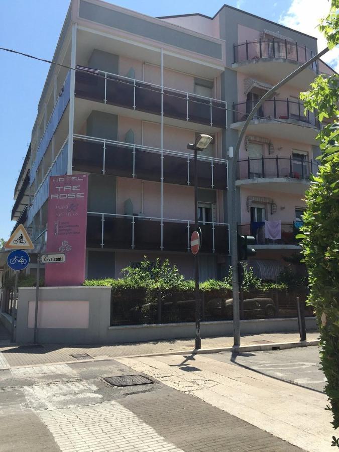 Hotel Tre Rose Riccione Eksteriør bilde